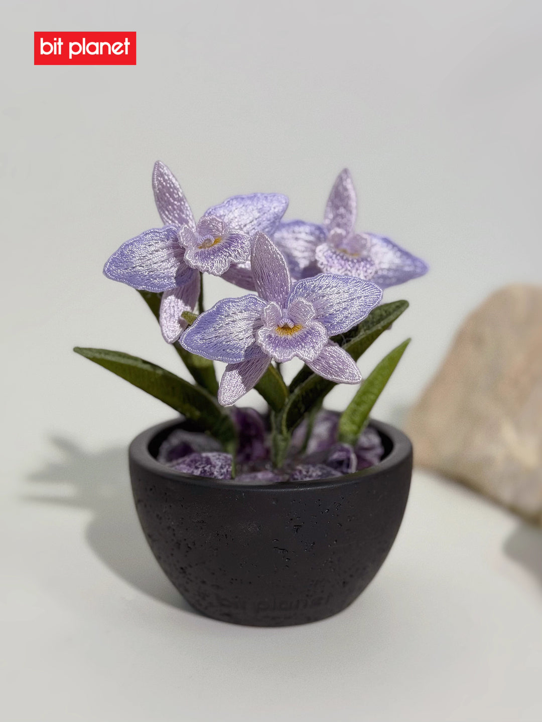 [Bitplanet] Embroidered Aroma Potted Plant