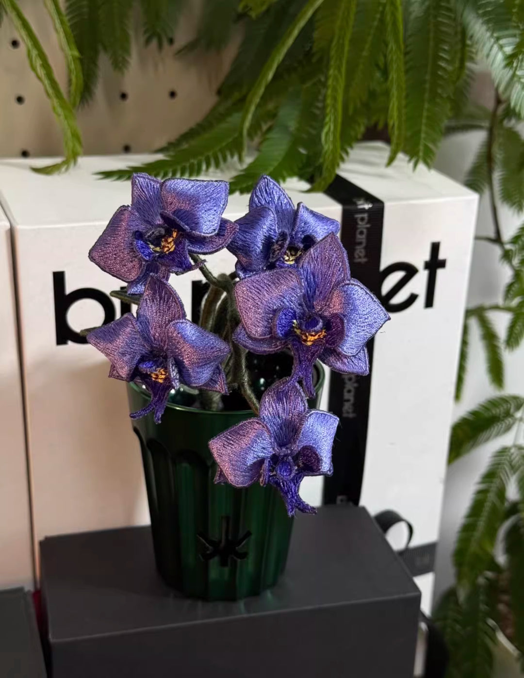 [Bitplanet] Embroidered Aroma Potted Plant