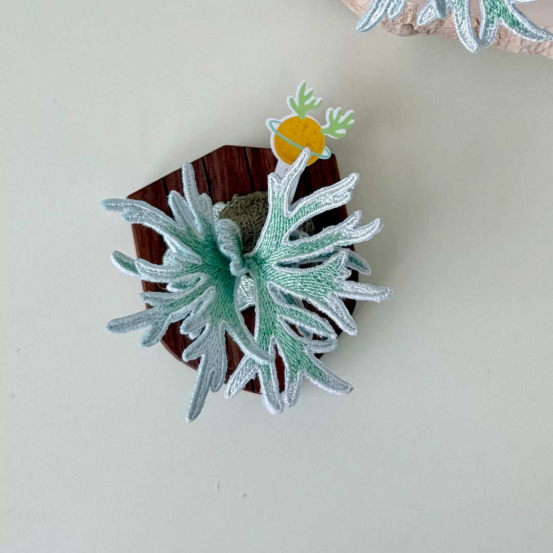 [Bitplanet] Embroidered Plant Fridge Magnets