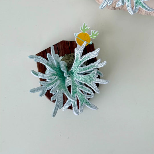 [Bitplanet] Embroidered Plant Fridge Magnets