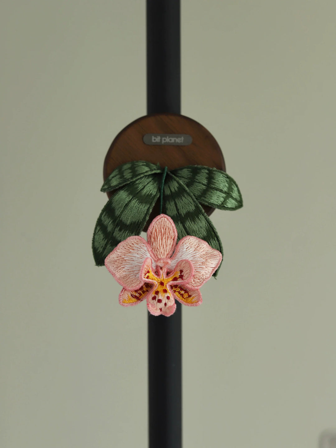 [Bitplanet] Embroidered Plant Fridge Magnets