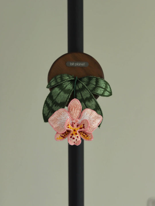[Bitplanet] Embroidered Plant Fridge Magnets