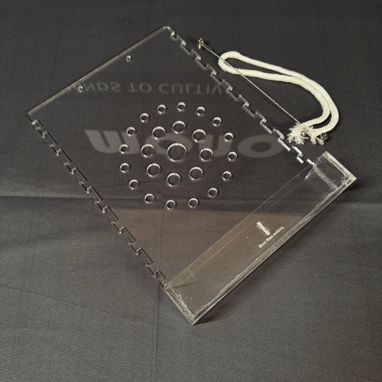 [MonoxEagle]Self-Watering Acrylic Mounting Board